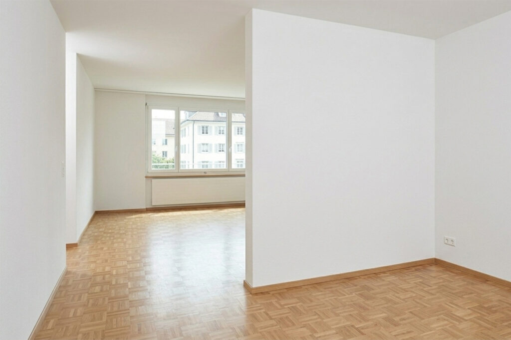 Besenrein leergeräumtes Zimmer nach einer Räumung in der Schweiz